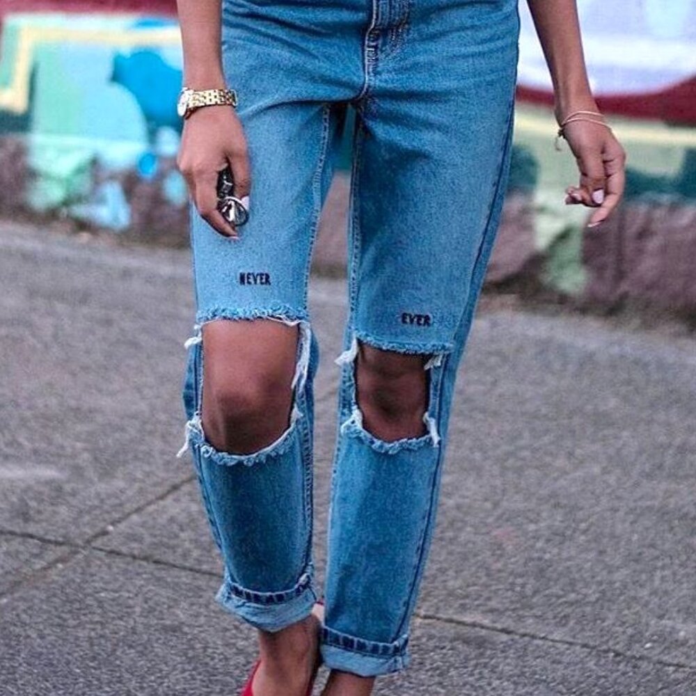 NEW Topshop ASOS Distressed Knees Blue Mom Jeans